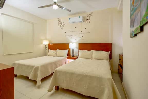Spacious Double Bedroom | Pool, Gym & Terrace - Imagen 1