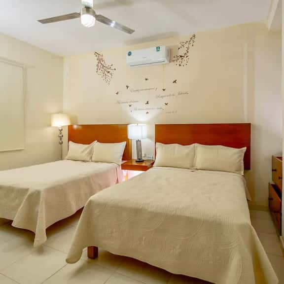 Spacious Double Bedroom | Pool, Gym & Terrace - Imagen 1