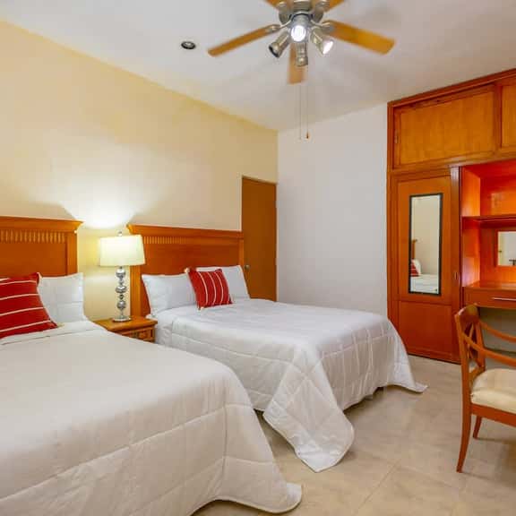 Spacious Double Bedroom | Pool, Gym & Terrace - Imagen 1